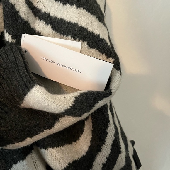 French Connection Cardigan - Picture 6 of 9